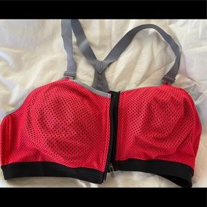 Victoria Sport Bra 38D